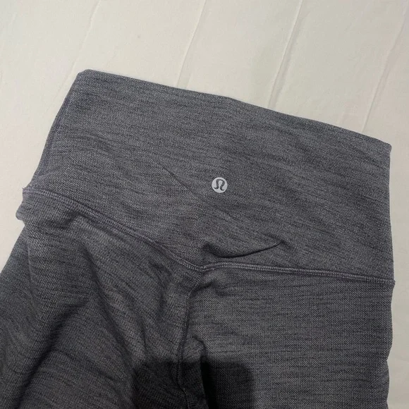 Lululemon align size 4 25” - Picture 3 of 6